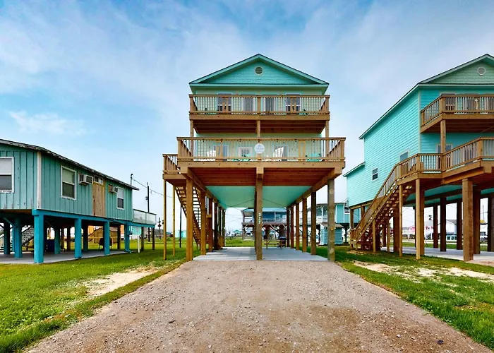 Caisson Modern Beach Cottage