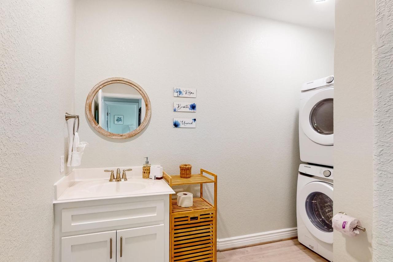 Caisson Modern Hébergement de vacances Surfside Beach